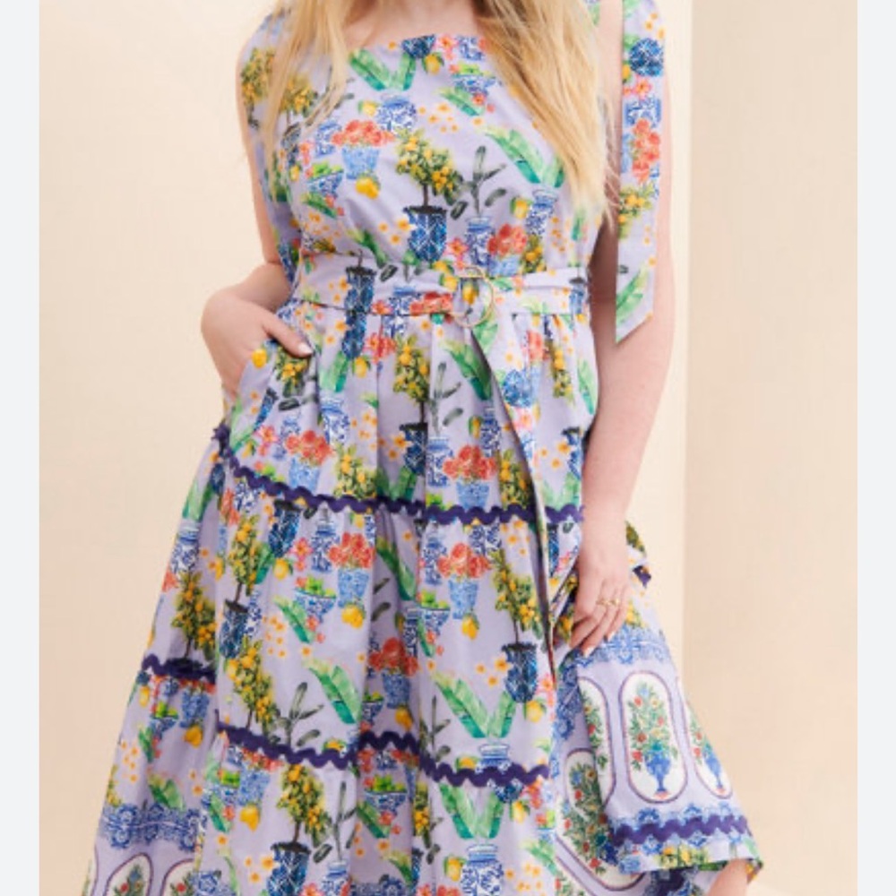 Floral Print Sleeveless Dress